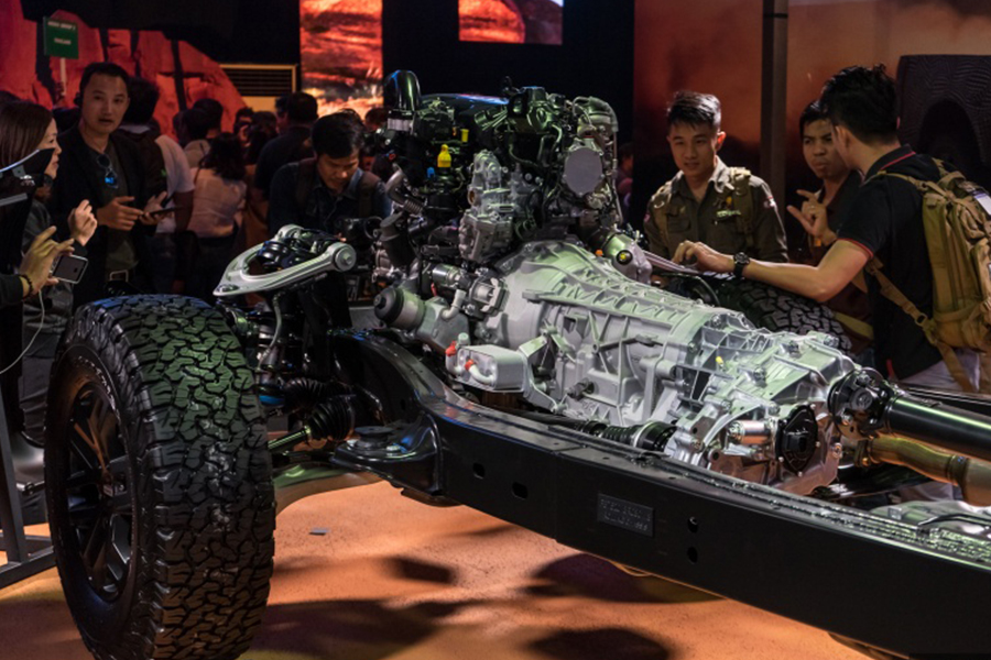 Ford Ranger Raptor 2.0L 4x4 AT - Hình 10 Ford Ranger Raptor 2.0L 4x4 AT - Hình 10